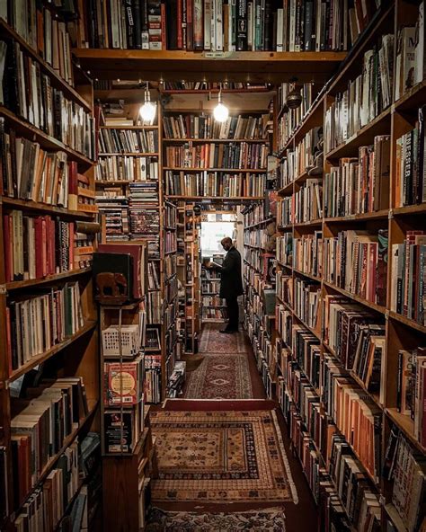 Viewofedinburgh Book Lovers Paradise 📖 Armchair Books Edinburgh R