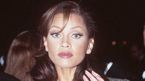 The Truth About Vanessa Williams Complicated Love Life