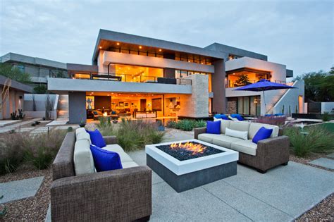 Indulge in decorating this space like any other room in your home while reviewing some of the aspects of a. Indoor-Outdoor - Contemporary - Patio - Las Vegas - by ...