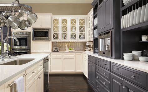 Here's how to choose the perfect colors. Kitchen Cabinet Guide - Home Dreamy