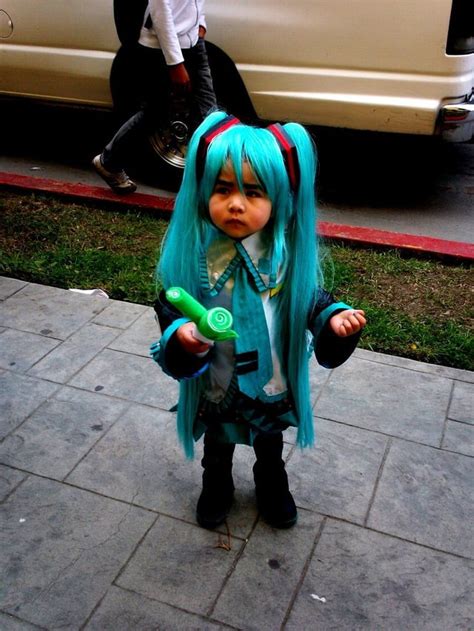 This Hatsune Miku Cosplay For Kids That I Found On Pinterest To Happy