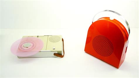 Portable Transistor Radio And Phonograph Model Tp1 1959design By