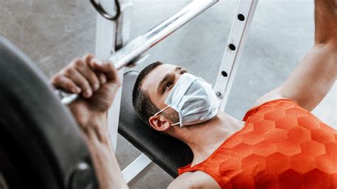 How To Stay Safe At The Gym During The Covid 19 Pandemic