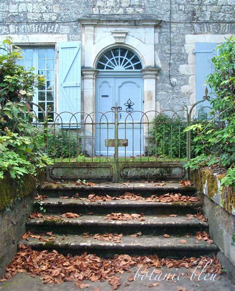 Botanic Bleu Blue Doors In France