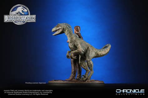 Jurassic world ~ savage strike velociraptor blue action figure ~ mattel. Chronicle Collectibles Jurassic World 1/9 Scale Owen and ...
