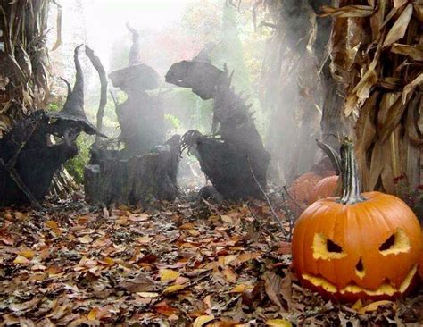 Terrifying Detroit-area haunted houses and spooky trails to freak you