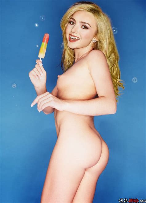Peyton List Takes Up Nude Modeling Free Nude Porn Photos