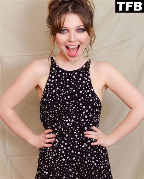 sammi hanratty looks beautiful in a sexy shoot for the resurrection collection 35 photos