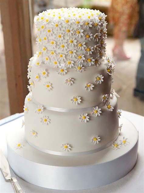 Our Top Pins From The Best Wedding Cake Chwv Daisy