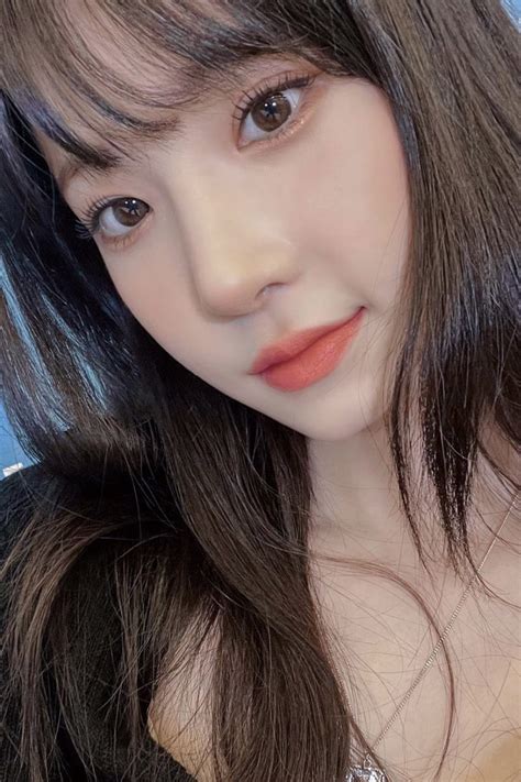 Kim Nakyoung Pics On Twitter Nakyoung Takes The Prettiest Selfies