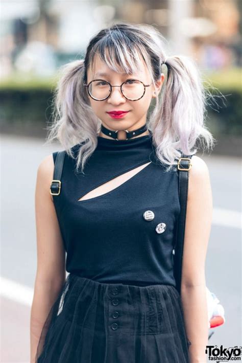 Rt Tokyofashion Twin Tailed Harajuku Girl In Gothic Fashion W