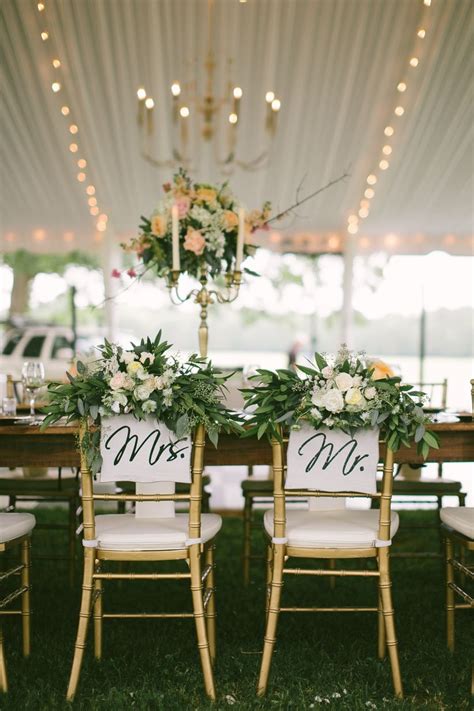 Our chairs are the best maintained and most affordable chiavari chairs of any wedding vendor or chair rental company in columbus, oh. 13 Types of Wedding Chairs for a Stylish Big Day - WeddingWire