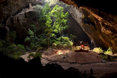 Phraya Nakhon Cave Hua Hin Thailand Pics