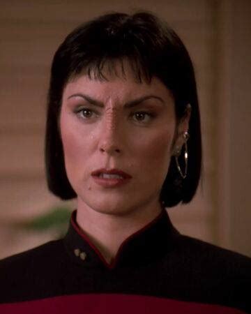 Rick Berman Asked For Bajorans To Have Nose Ridges So The Actress Could