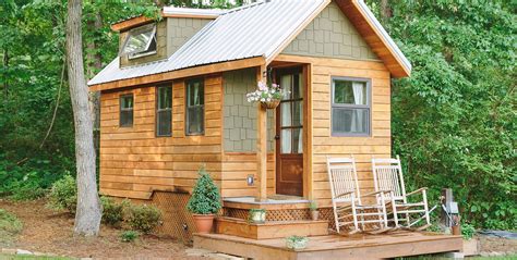 10 Tiny Yet Cozy Wood House Ideas And Designs That Will Completely