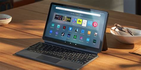 Amazon Uvádí Fire Max 11 Tablet S Pouzdrem Ve Stylu Klávesnice Magic