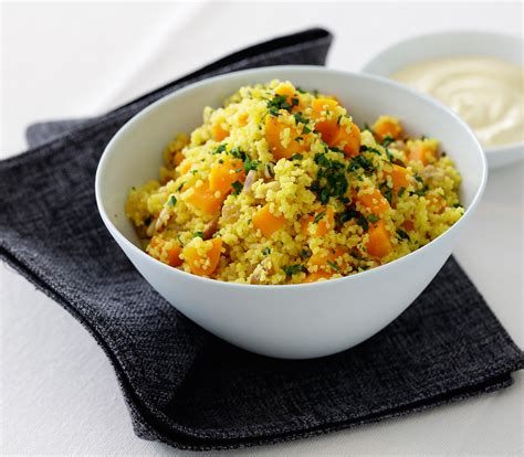 Mit freund oder freundin mitten im kontorhausviertel ein dinner mit 220 g rumpsteak genießen und die kochkünste von sven lieske ausprobieren. Rüebli-Couscous - Annemarie Wildeisens KOCHEN