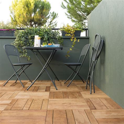 Vous avez le choix entre les lames brossées, disponibles en 3 coloris (gris anthracite, gris clair et marron) et les lames composite carbone, non brossées. Dalle terrasse composite leroy merlin - Mailleraye.fr jardin