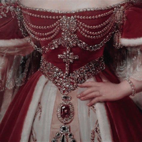 Pin By Riverheart On Painting Queen Aesthetic Historical Dresses