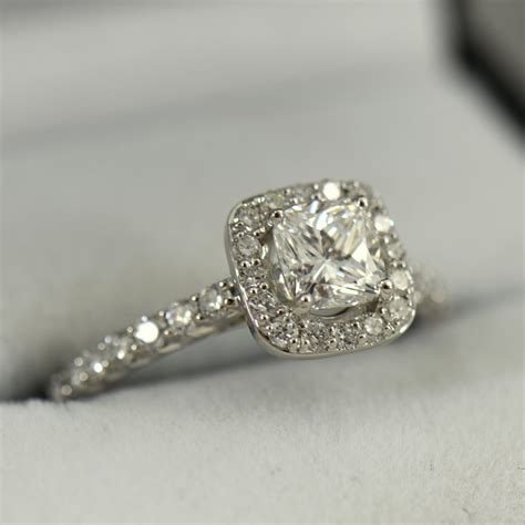 Square Cushion Cut Diamond Halo Engagement Ring Exquisite Jewelry For