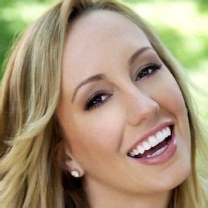 Brett Rossi Age Bio Personal Life Family Stats Celebsages