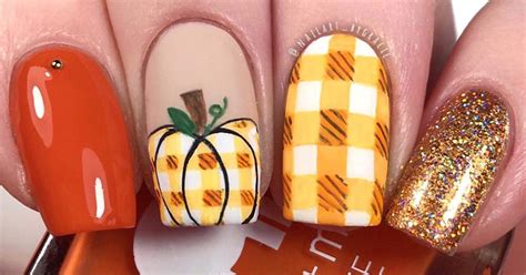 15 Thanksgiving Nail Art Ideas For Beginners And Experts