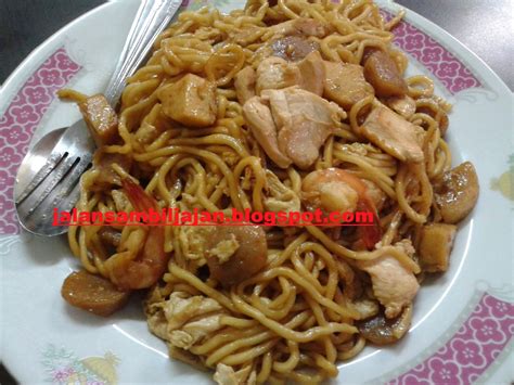 Kota yang menjadi ibu kota dari provinsi jawa timur ini merupakan salah satu kota. Mie Goreng Spesial Nalendro Surabaya | Jalan Sambil Jajan