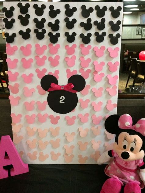Minnie Mouse Diy Backdrop Board Diy Backdrop Minnie 2nd Birthday
