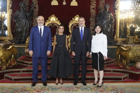 Photo Le Roi Felipe Vi Despagne Et La Reine Letizia Avec Edi Rama