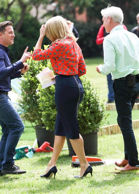 Holly Willoughbys Bum On Twitter How Perfect Can One Women Be