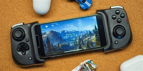 5 Must Have Accessories For Mobile Gaming
