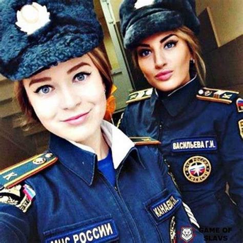 beautiful russian police girls trollpics female soldier military women female army soldier