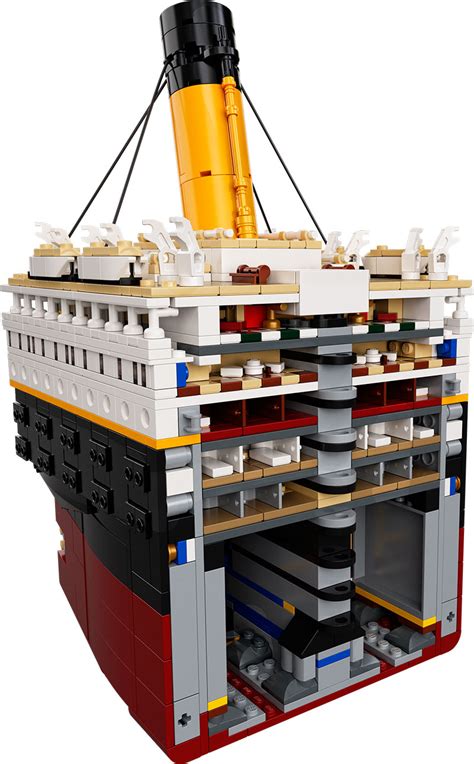 Lego Titanic Set Will Make You Feel Like The King Of The World As It
