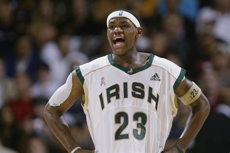 Stay up to date with nba player news, rumors, updates, social feeds, analysis and more at fox sports. NBA: LeBron James' Old Footage from High School Proves He ...