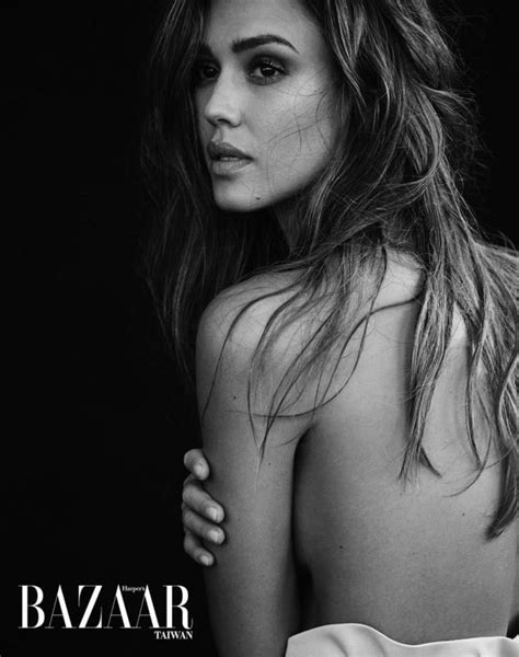 Jessica Alba Topless Thefappening