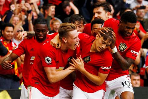 Worlds best cristiano ronaldo manchester united stock. Players Reaction To Daniel James' Debut Goal Against Chelsea