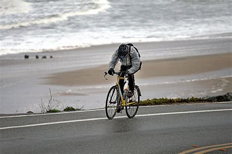 Rainy Days Bring Slow Roads Damage To Santa Cruz County Santa Cruz