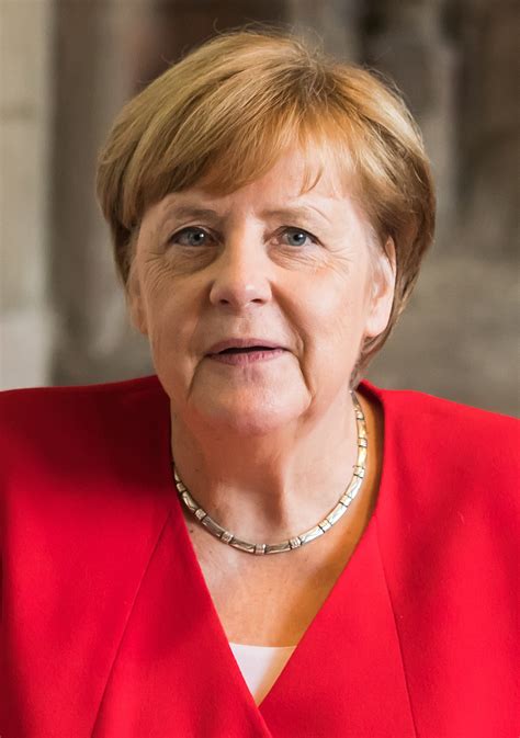 Photos, family details, video, latest news 2021 on zoomboola. Angela Merkel - Wikipedia