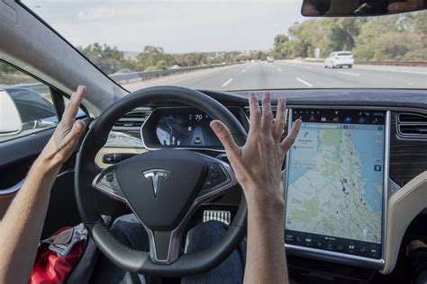 Go Auto Driven By Teslas New Self Driving Features Phoneworld