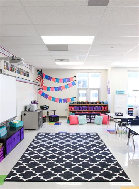 Astrobrights Classroom Makeover For First Grade Teacher Markeda Brown Kindergarten Classroom