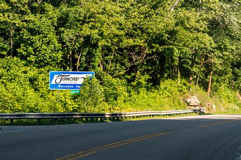 Roan Mountain Tennessee Welcomes You Sign On Highway From North
