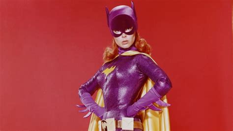 Yvonne Craig Dies At 78 Actress Was Televisions Batgirl Los Angeles Times