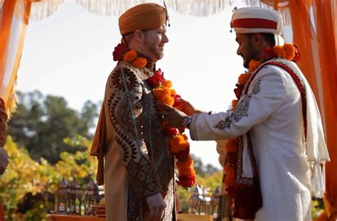Gay Indian Man Marries His Partner In Traditional Indian Way Gaylaxy Magazine