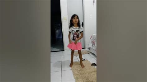 Menina De 6 Anos Dançando Ludmila Bom Youtube