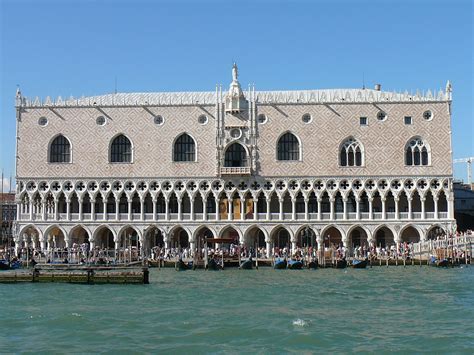 Doges Palace St Marks Square Venice Italy Venice Things To Do