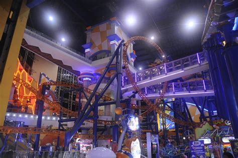 As the largest indoor theme park in malaysia, there are various rides for you to choose from, such as the thrilling roller coaster indoor rides. Kuala Lumpur, la ville multiculturelle aux centres ...