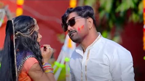 Antara Singh Samar Singh Fagun Ke Pyaar Song Viral Watch Video Bhojpuri Song फागुन के प्यार