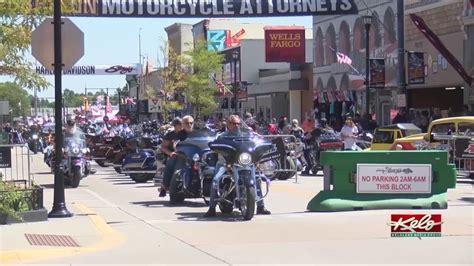 80th Sturgis Motorcycle Rally Sees 160000 Vehicles Enter Town Youtube