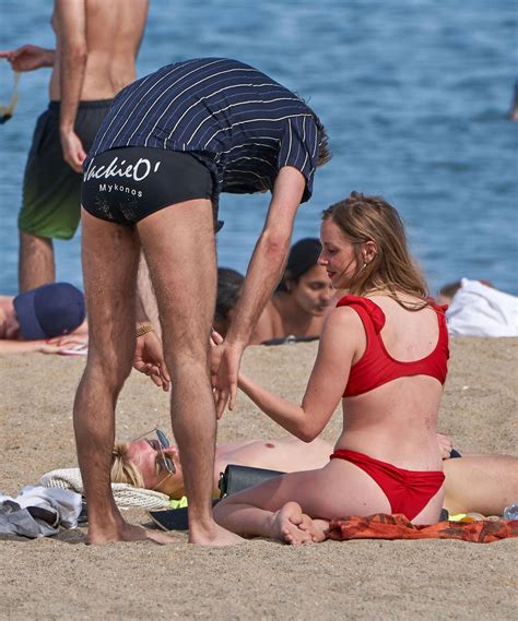Brazen Beauty Diana Vickers Goes Topless On A Crowded Beach The Fappening