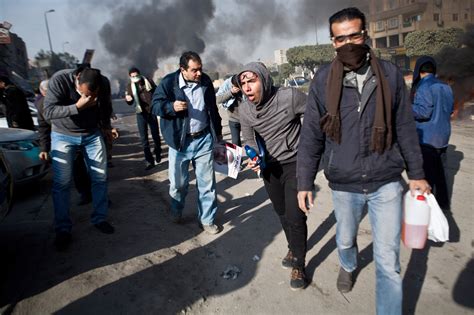 In Pictures Morsi Trial Adjourned Clashes Erupt Daily News Egypt